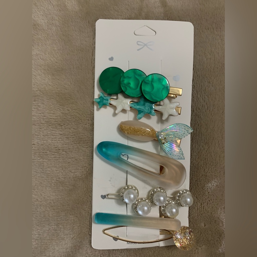 Set of 7pcs Hair Accessories Pearl/Rhinestones Hair Clips.